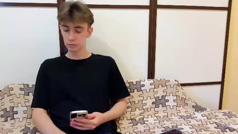 harvey_foster online show from August 5, 11:29 am