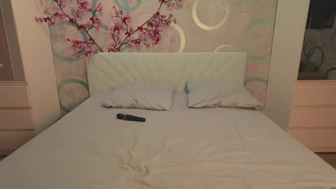 Hasel online show from April 18, 10:21 pm