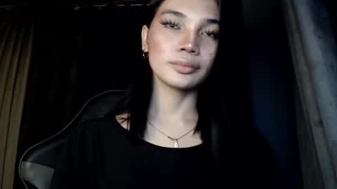 LALA A online show from November 30, 9:38 am