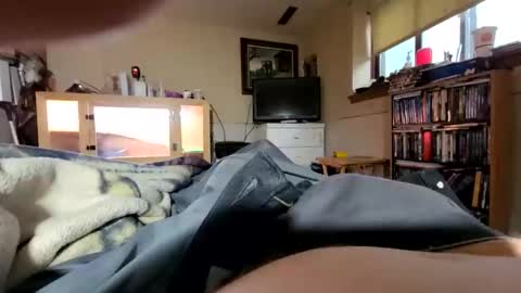 hawkfan1888 online show from October 18, 9:30 pm