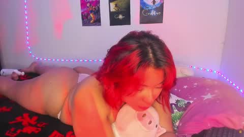 hayden_howland online show from October 4, 12:03 pm