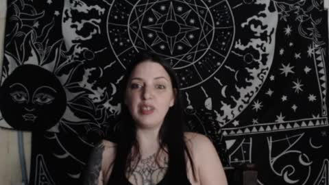 Hayle Woods online show from December 13, 2:43 am