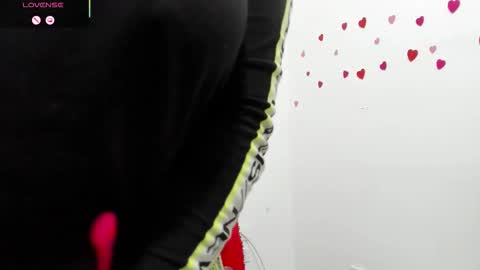 hazel online show from December 15, 8:43 am