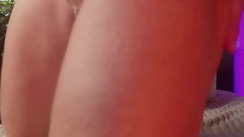 Hazeleo online show from October 16, 12:43 am