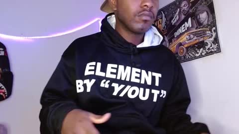 hazlan_420 online show from January 11, 11:38 am