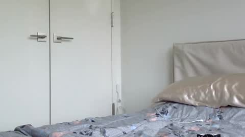 heatwavee online show from January 13, 3:47 pm