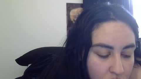 heatwavee online show from February 14, 2:42 pm