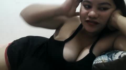 heavenlyeyes69 online show from April 5, 1:02 am