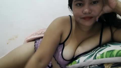 heavenlyeyes69 online show from October 19, 8:35 pm