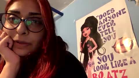 Snapshot of heavensbunny chatting on January 14, 8:31 am heaven the muslim slut online show from January 14, 8:31 am