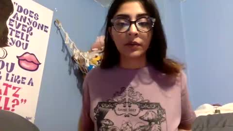 Snapshot of heavensbunny chatting on December 15, 5:13 am heaven the muslim slut online show from December 15, 5:13 am