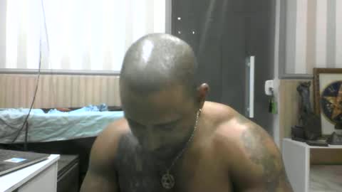 hebertgomes online show from January 16, 1:06 am