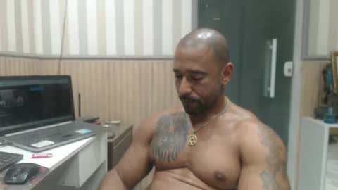 hebertgomes online show from October 12, 11:28 pm