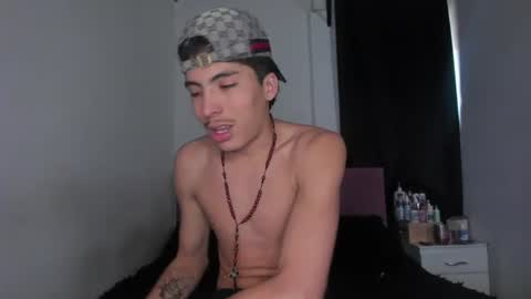 heellboy_ online show from July 16, 3:15 pm