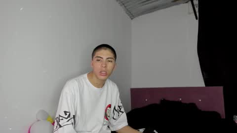 heellboy_ online show from March 29, 10:17 am