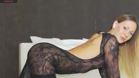 Helen online show from February 3, 2:53 am