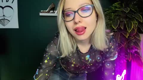 Heidi online show from March 7, 10:56 am