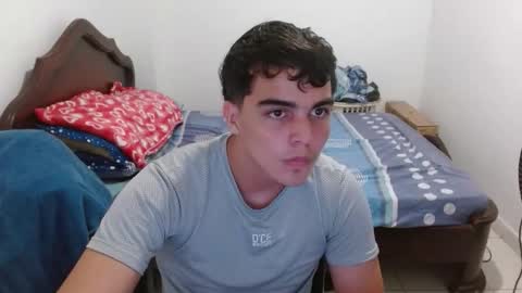 heiker__ online show from February 18, 5:07 am