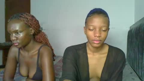heilybunny online show from June 6, 7:03 am