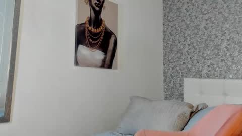 Hella online show from October 12, 3:37 pm