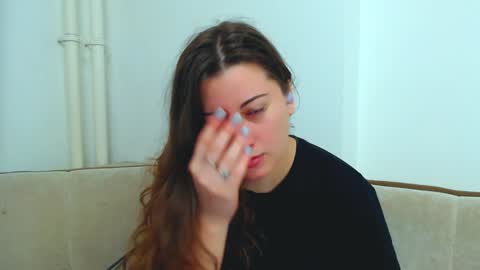 helen_adams_ online show from January 15, 4:47 am