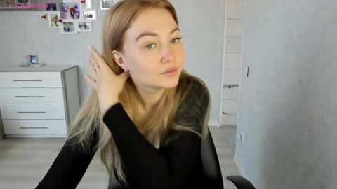 Helen sven online show from April 7, 5:31 am