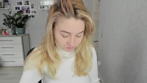 Helen sven online show from November 4, 6:15 am