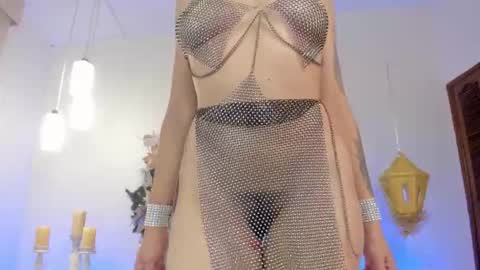 Helen  online show from November 24, 1:54 pm