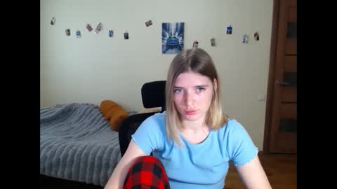 helen_woww online show from April 23, 11:18 am