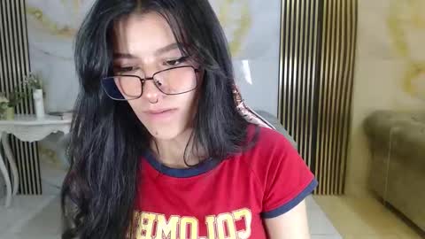 helena1_s online show from October 11, 10:35 pm