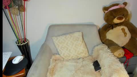 HELENA COPPER online show from April 14, 8:17 am