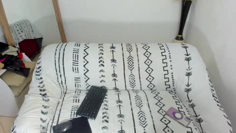 HELENA COPPER online show from September 30, 9:25 pm