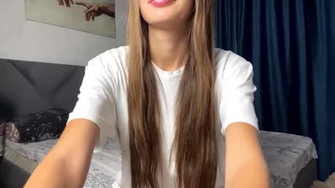 Chloe online show from September 30, 9:20 am