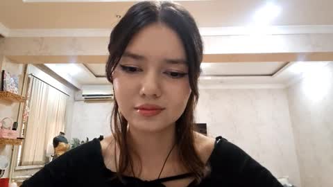 Alice online show from October 31, 10:37 am