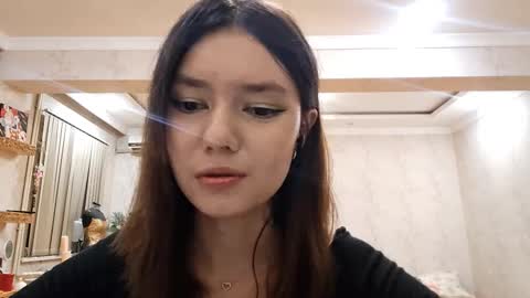 Alice online show from October 21, 6:22 pm