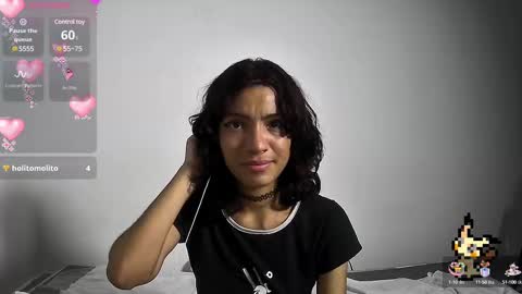 Snapshot of helia_n_amy chatting on February 24, 5:11 am Helia Transfem and Amy online show from February 24, 5:11 am