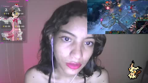 Snapshot of helia_n_amy chatting on February 3, 8:57 am Helia Transfem and Amy online show from February 3, 8:57 am