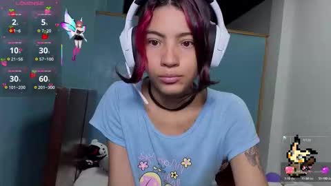 Snapshot of helia_n_amy chatting on September 21, 5:39 pm Helia Transfem and Amy online show from September 21, 5:39 pm