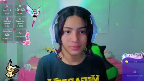 Helia Transfem and Amy online show from February 2, 5:04 am