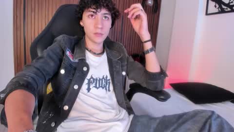 helios_obscuro online show from October 30, 2:56 am