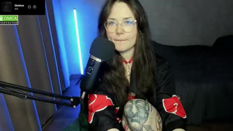 Red online show from September 26, 7:00 pm