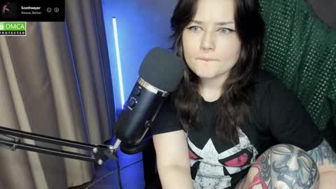 Red online show from March 12, 9:18 pm