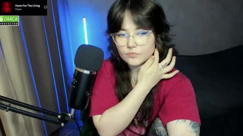 Red online show from October 23, 6:31 pm