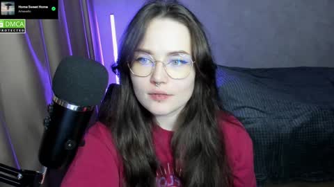 Red online show from December 29, 8:58 pm