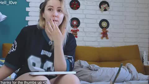 Snapshot of hell_l0ve chatting on February 3, 6:02 am Anastasiia online show from February 3, 6:02 am