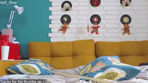 Snapshot of hell_l0ve chatting on February 10, 8:53 am Anastasiia online show from February 10, 8:53 am