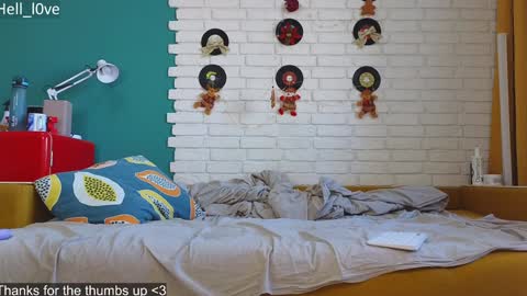 Snapshot of hell_l0ve chatting on February 7, 3:13 am Anastasiia online show from February 7, 3:13 am
