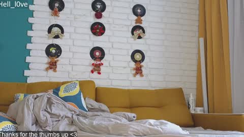 Snapshot of hell_l0ve chatting on February 4, 4:05 am Anastasiia online show from February 4, 4:05 am