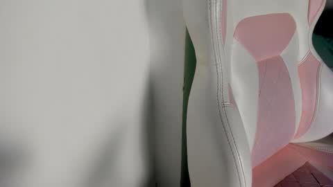 hellen__smith_ online show from January 19, 4:33 am