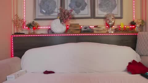    online show from February 24, 10:15 am